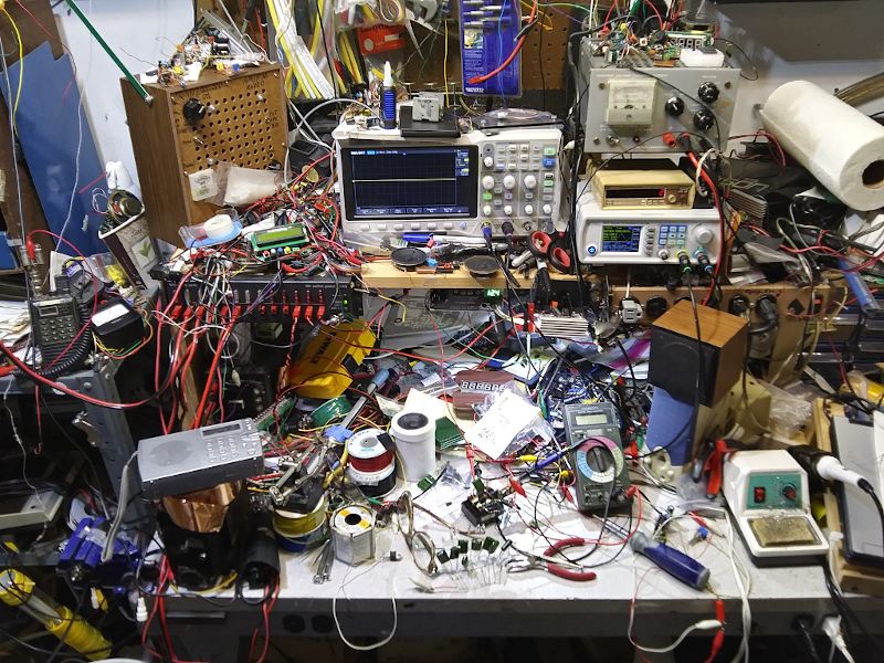 My NEW, MESSY workbench